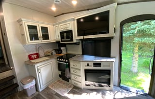 North Country Comfort Camper