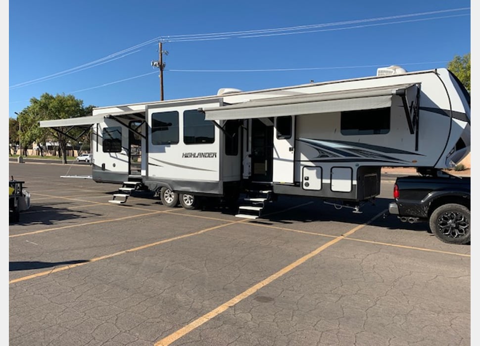 Fifth Wheel rentals in Enoch