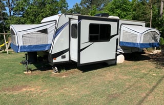 Keystone Pull Behind - Sleeps 10