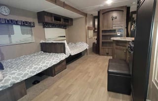 2018 Dutchmen RV Coleman Lantern Series 263BH