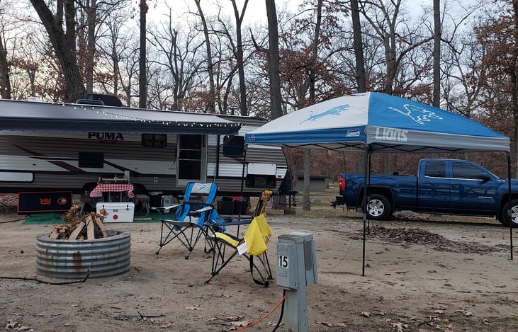 Reference photo by owner of camp setup. Truck not included or available for rental. Please inquire for delivery if tow vehicle is not capable for towing.