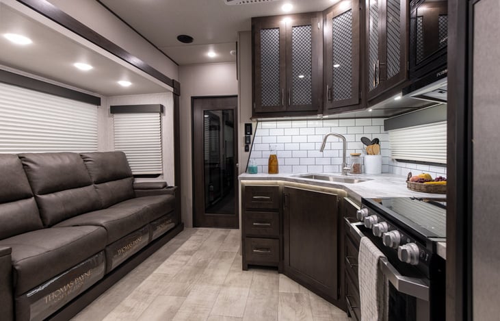 Living Room & Kitchen