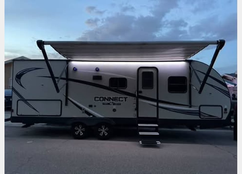 Travel Trailer rentals in Sunland Park