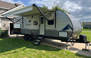 Fam Friendly 2023 Coachman Catalina 261BHS