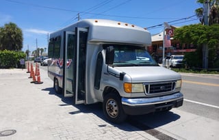 2007 Ford Goshen Coach E350