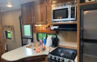 2016 Prime Time RV Tracer 3150BHD