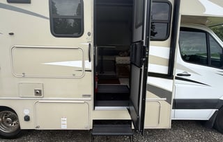 Mercedes Prism | Class C | St Augustine RV Rental