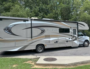 Thor Motor Coach Four Winds 31L