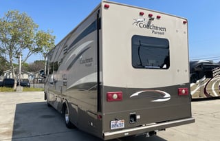 2017 Coachmen Pursuit 30 FW - NO SPECIAL DL NEEDED