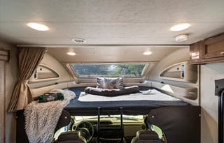 28ft Adventure Rig WITH Outdoor Kitchen & E-Bikes