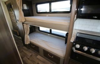 2019 Jayco Greyhawk 31F