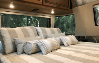 2018 Airstream Classic 33