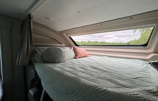 2024 Entegra Odyssey 30Z