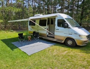 Mercedes-Benz Sprinter Van
