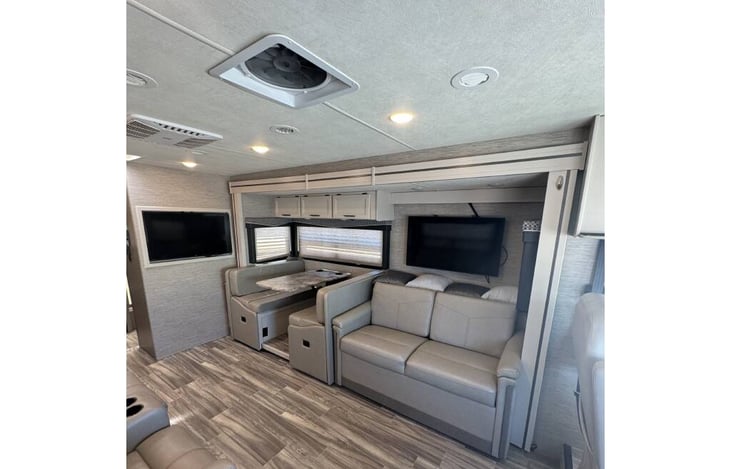 Ramblin' Renata Interior