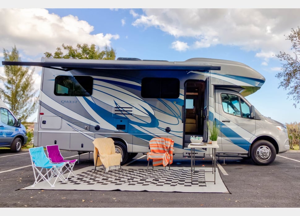 Class C Motor Home rentals in Elk Grove