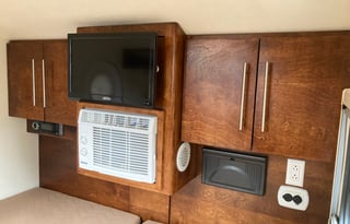 2018 nuCamp RV T@G XL 6-Wide