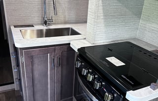 2026 Winnebago Minnie Winnie 31H