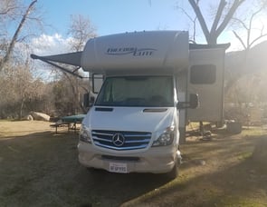 Thor Motor Coach Mercedes Benz Freedom Elite