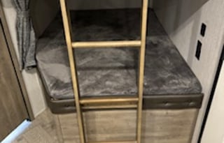 2022 Palomino Puma 28DBFQ