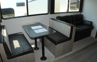 "The Hideout" - 2020 Keyston bunkhouse with 1.5 Bath