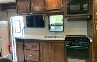 2020 Winnebago Minnie Winnie 31K