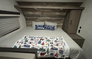 Family-Friendly Camper Easy SUV Tow Fully Stocked