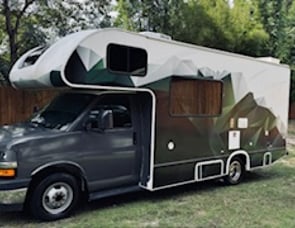 Thor Motor Coach Quantum LC LC22