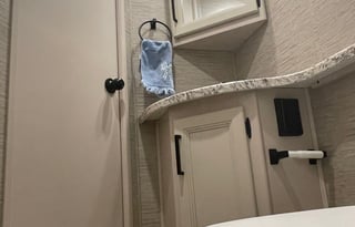 Brand New 2022 Thor Motor Coach Freedom Elite 22FE