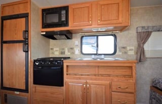 2006 Fleetwood Pioneer