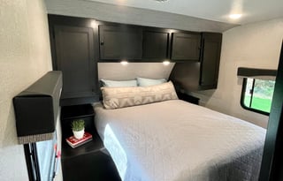 THE WANDERER RV (Bunks & Outdoor Kitchen)