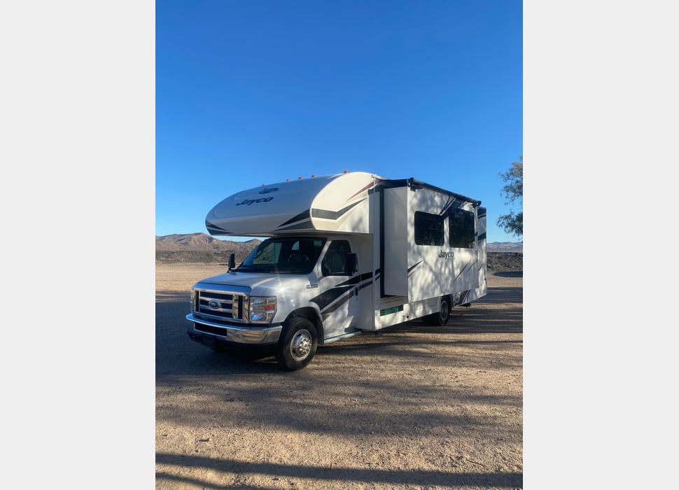 Class C Motor Home rentals in Anchorage