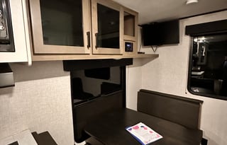 TWO HEARTS, ONE CAMPER: MOUNTAIN VIEWS