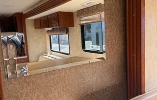 2013 Thor Motor Coach ACE 30 1