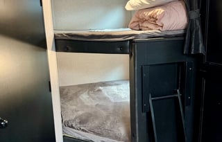 Family RV—Sleeps 8, Fully Stocked & Pet Friendly