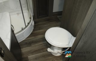 2021 Keystone RV Cougar “pet friendly”