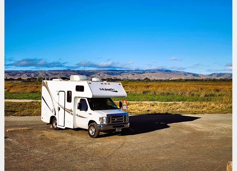 Class C Motor Home rentals in Elk Grove