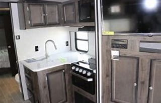 New Elite Heartland Wilderness 2500RL