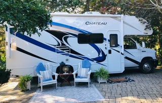 Thor Motorcoach Chateau 24F
