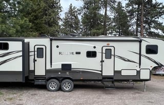 2016 CrossRoads RV ReZerve RFZ36DB