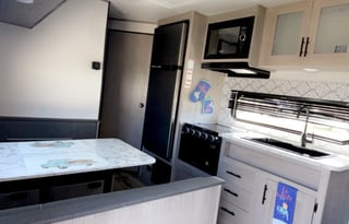 2022 Dutchmen RV Coleman Lantern LT Series 274BH