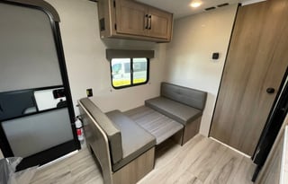 Kenzie’s 2025 Keystone RV Coleman 17R