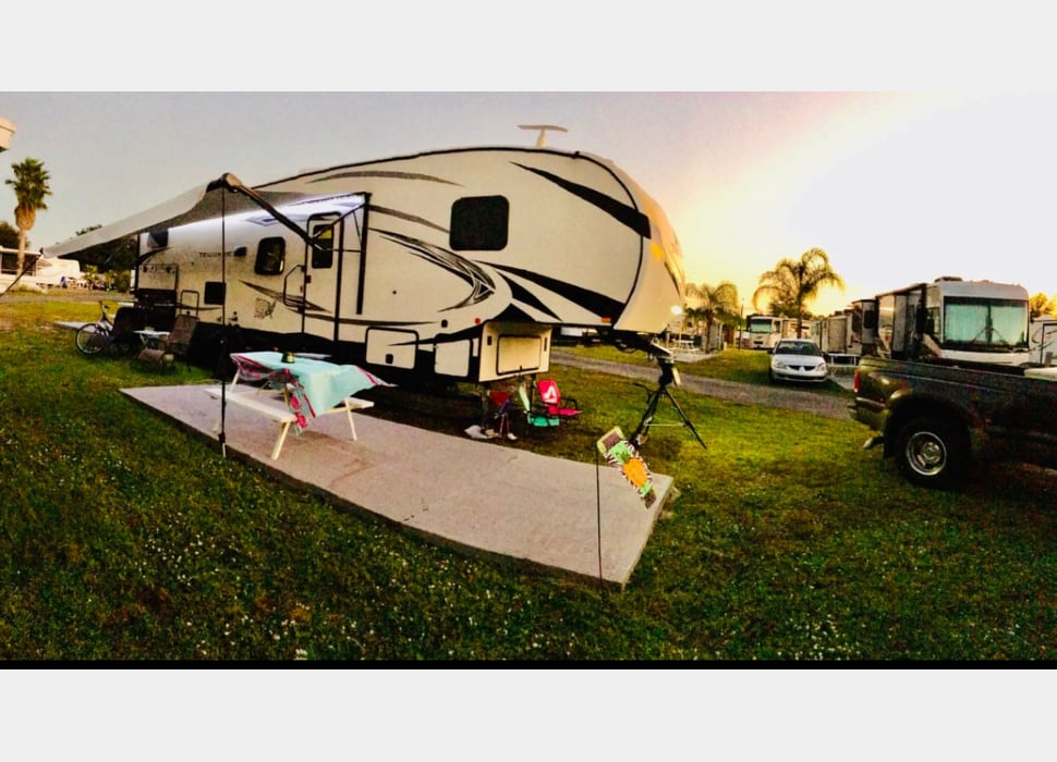 Fifth Wheel rentals in Sanford