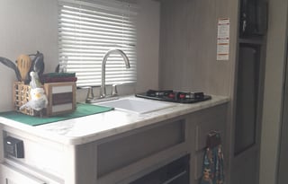 2023 Dutchmen RV Coleman Lantern LT Series 17B