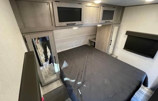 Bunkhouse 2022 Dutchmen Kodiak Ultra Lite 283BHSL