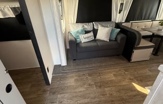 Cozy Shore Stays at its best!