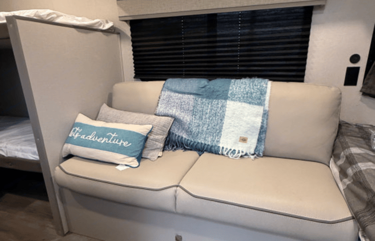 Jackknife sleeper sofa