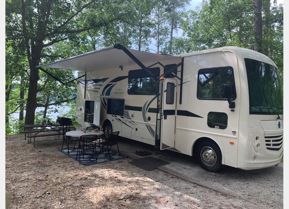 Class A Motor Home rentals in Southwest Ranches