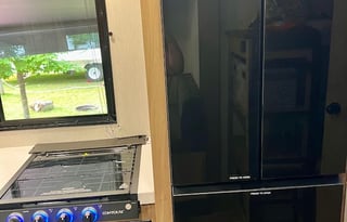 "Rushmore" Happy Glamper *Delivery Only*