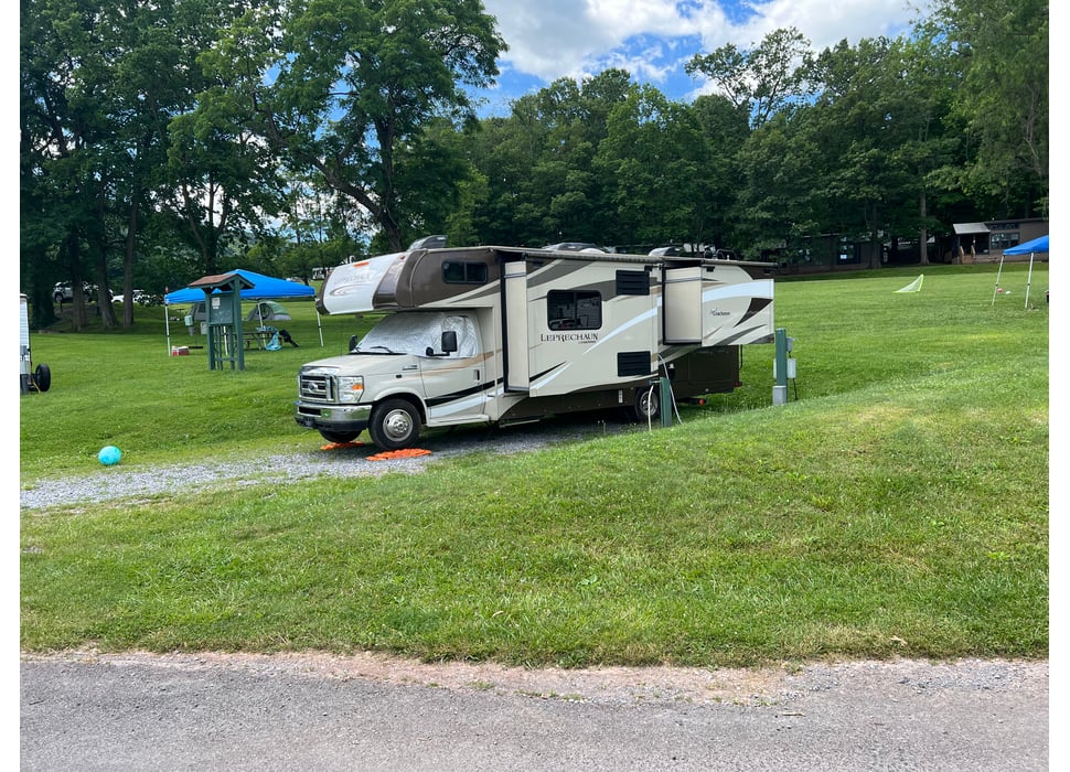 Class C Motor Home rentals in Petersburg